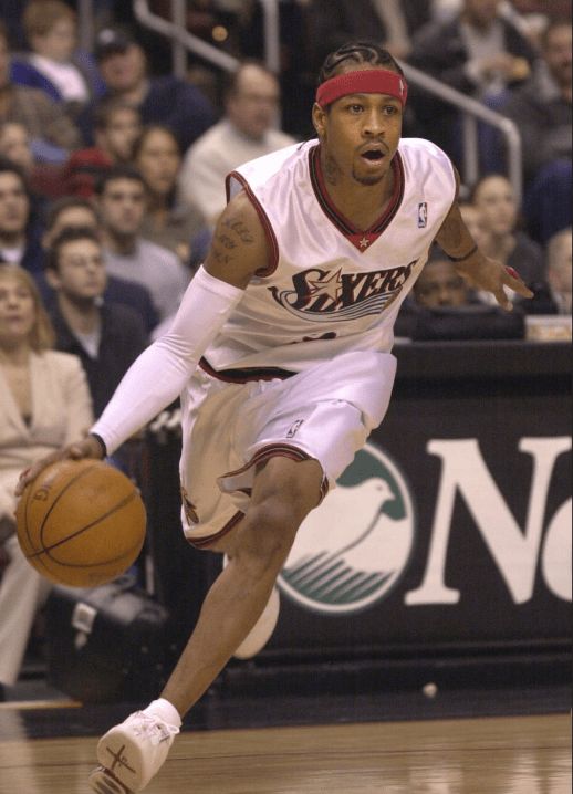 意媒：安古伊萨在喀麦隆国家队中遭遇肌肉受伤（意媒：安古伊萨随喀麦隆国家队期间肌肉受伤）