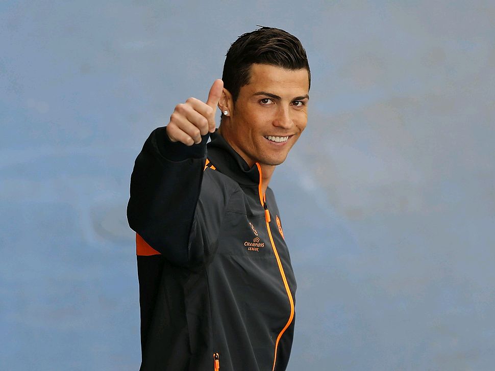 梅开二度助国米终结连败，劳塔罗当选与比萨一役全场最佳（劳塔罗梅开二度助国米止连败，获对阵比萨全场最佳）