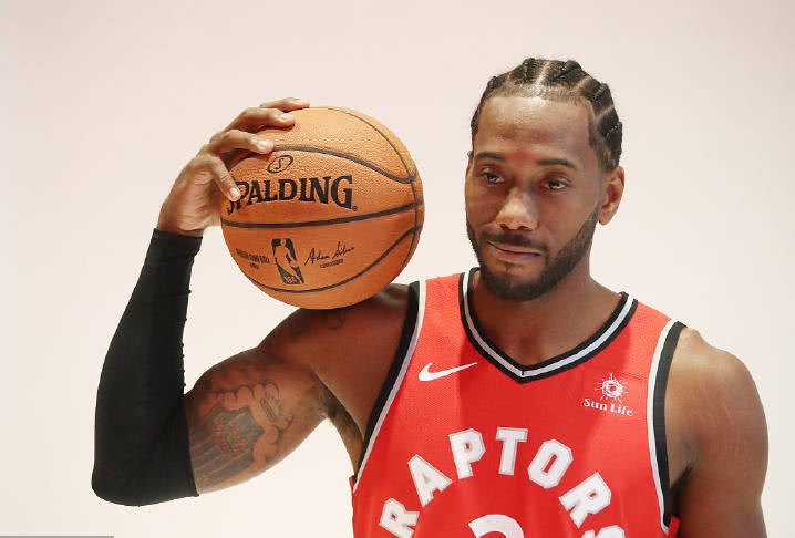 里贝里：“就我个人而言，我认为我和罗本在某些时候...（里贝里：从个人角度看，我与罗本在一些时段并非总是合拍）