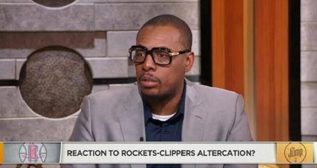 香港球迷：哲凯赖什登场令人激动！（香港球迷：哲凯赖什出场瞬间点燃全场）