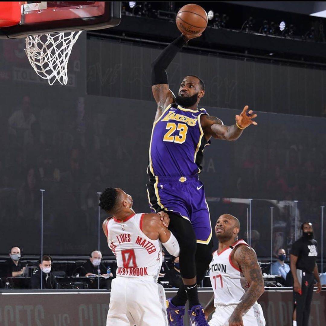 矿工足球编年史：从苏联劲旅到乌克兰流浪豪强的90年历史（漂泊与荣光：矿工队九十年，从苏联劲旅到乌克兰豪门）