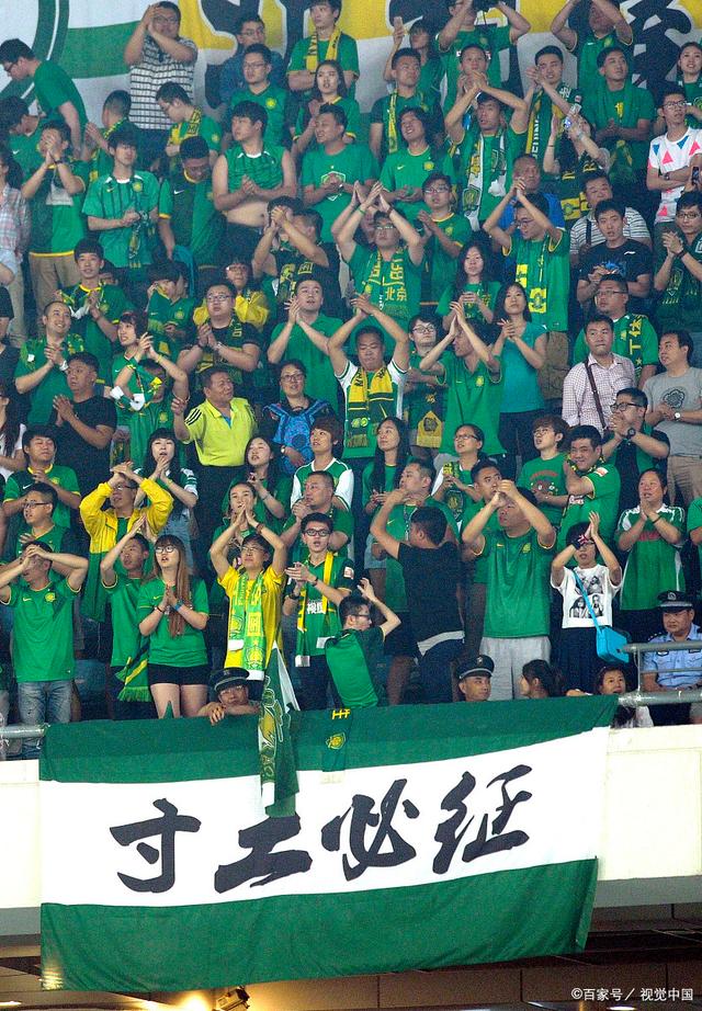 逆转功臣！麦丹13中10轰27分，里德末节4三分轰14分（逆转双星闪耀：麦丹13投10中砍27分，里德末节飙进4记三分独取14分）