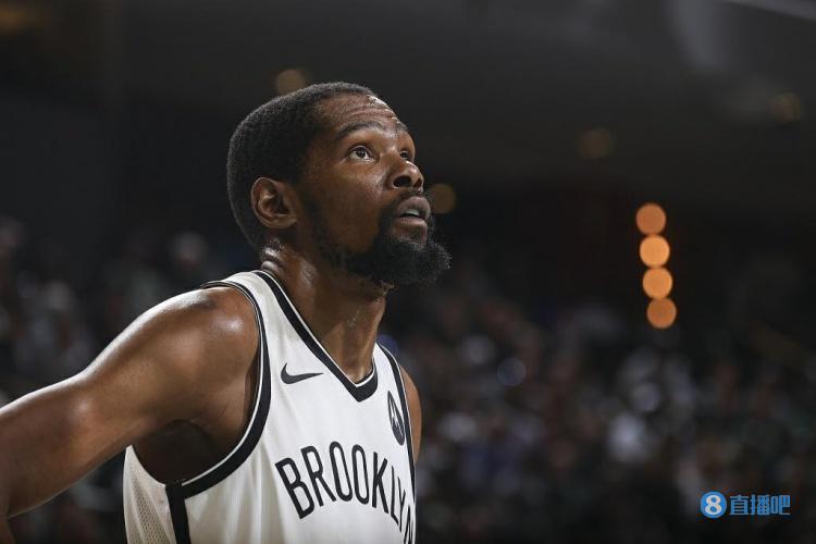 官方：大埔将在亚冠赛前为大埔火灾遇难者默哀一分钟（官方：亚冠开赛前，大埔队将为大埔火灾罹难者默哀一分钟）