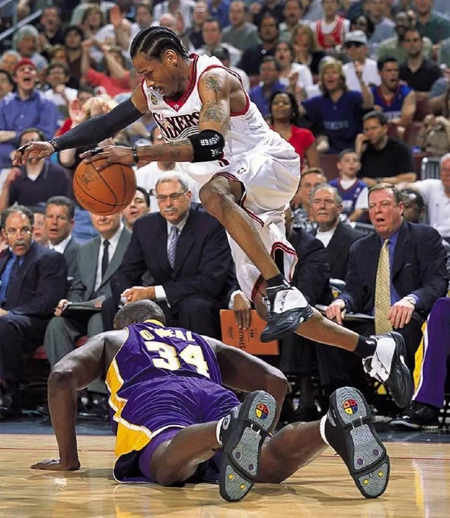 恩德里克和里昂：互为救命稻草的一次签约？（恩德里克牵手里昂：一场彼此解困的交易？）