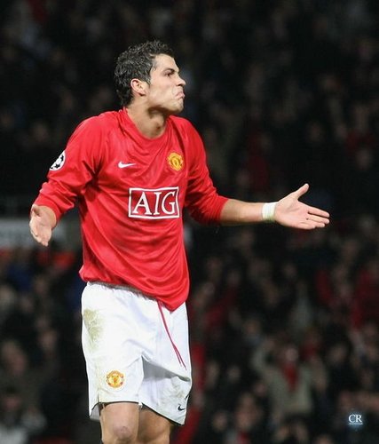 旧将BUFF+1，今夏离队的阿尔瓦罗攻破皇马大门（旧将效应再现：今夏离队的阿尔瓦罗反戈一击破门皇马）