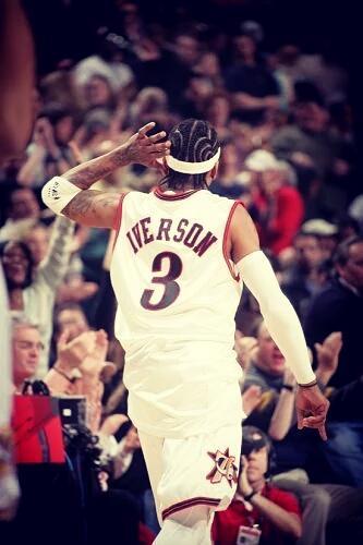 赫内斯：凯恩会在拜仁踢到2027年，在伦敦时他要靠保镖生活（赫内斯：凯恩将留在拜仁至2027年，伦敦时期需靠保镖护身）