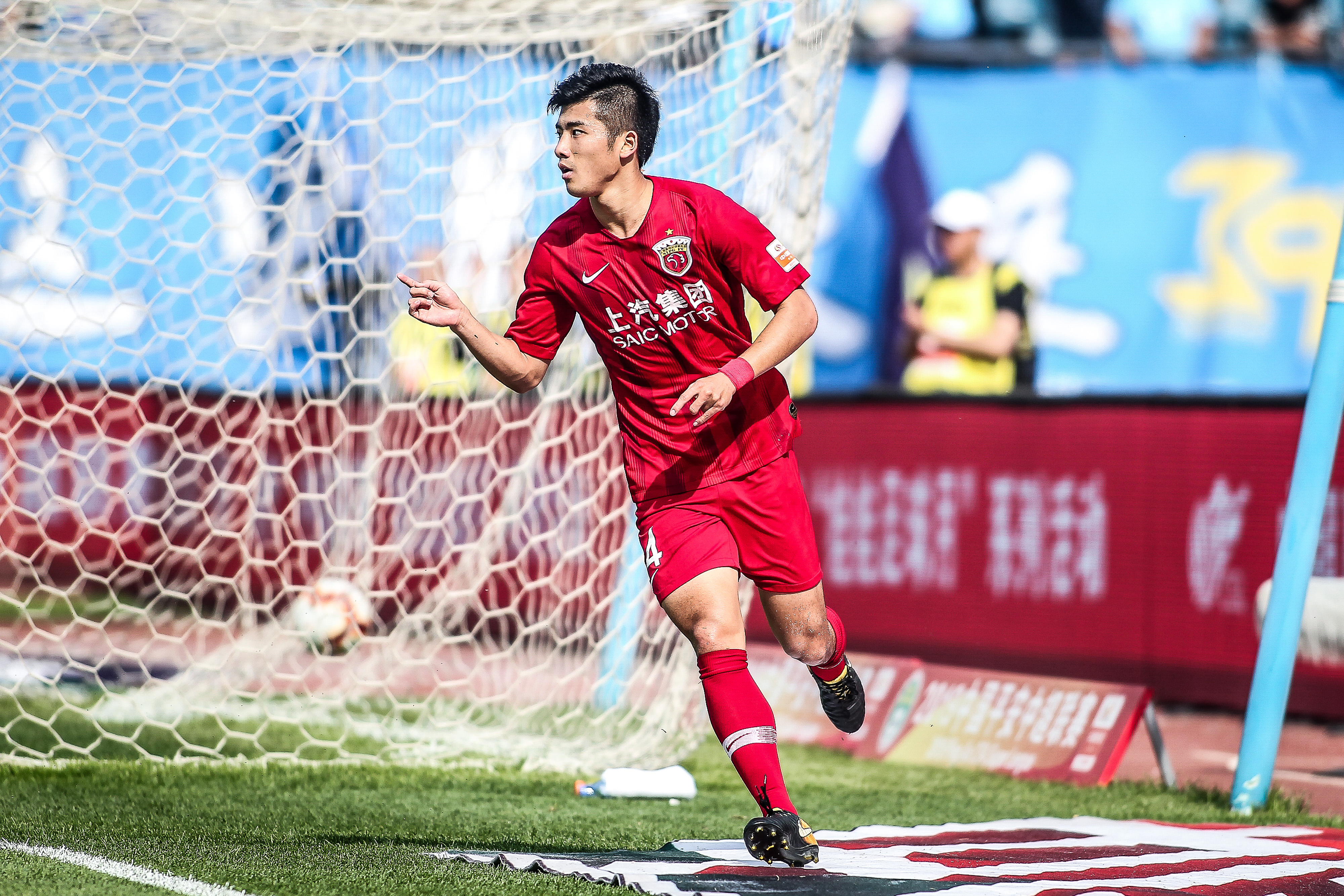 Goal发布2026年金球奖实力榜：凯恩居首，哈兰德第2，梅西第9（Goal公布2026年金球奖竞争力榜：凯恩第一，哈兰德第二，梅西第九）