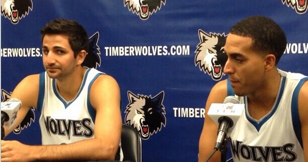 拉菲尼亚替补，弗里克：他没事，但我们也必须照顾好他（弗里克谈拉菲尼亚未首发：状态无碍，但仍需保护）