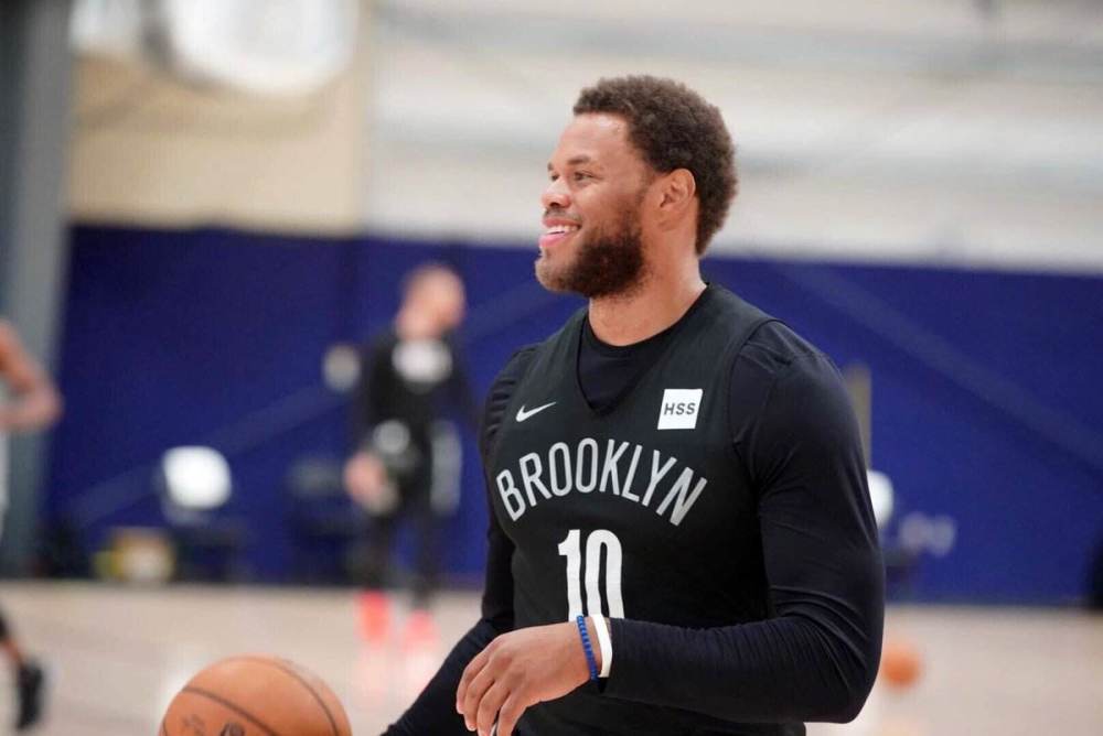 科尔谈塞斯·库里首秀：他来自篮球史上最伟大的投篮世家（科尔评塞斯·库里处子战：他出身于篮球史上最伟大射手家族）