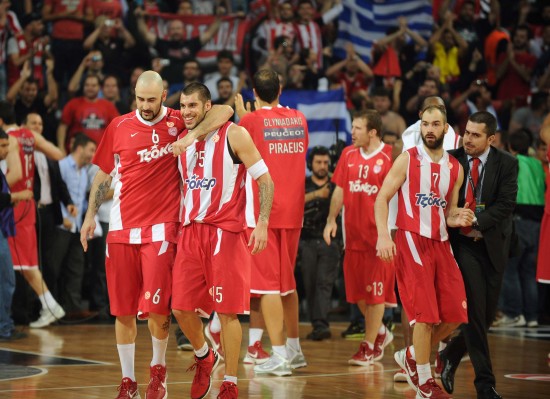 NBA杯的历史与尼克斯的辉煌时刻（NBA杯发展历程与尼克斯的高光瞬间）