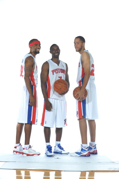 穆勒：输掉这样的决赛能激发球队能量，我们一定会卷土重来（穆勒：这场决赛的失利会点燃全队斗志，我们必将强势归来）